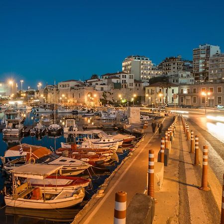 King's Blue, Urban Suites Heraklion  Bagian luar foto