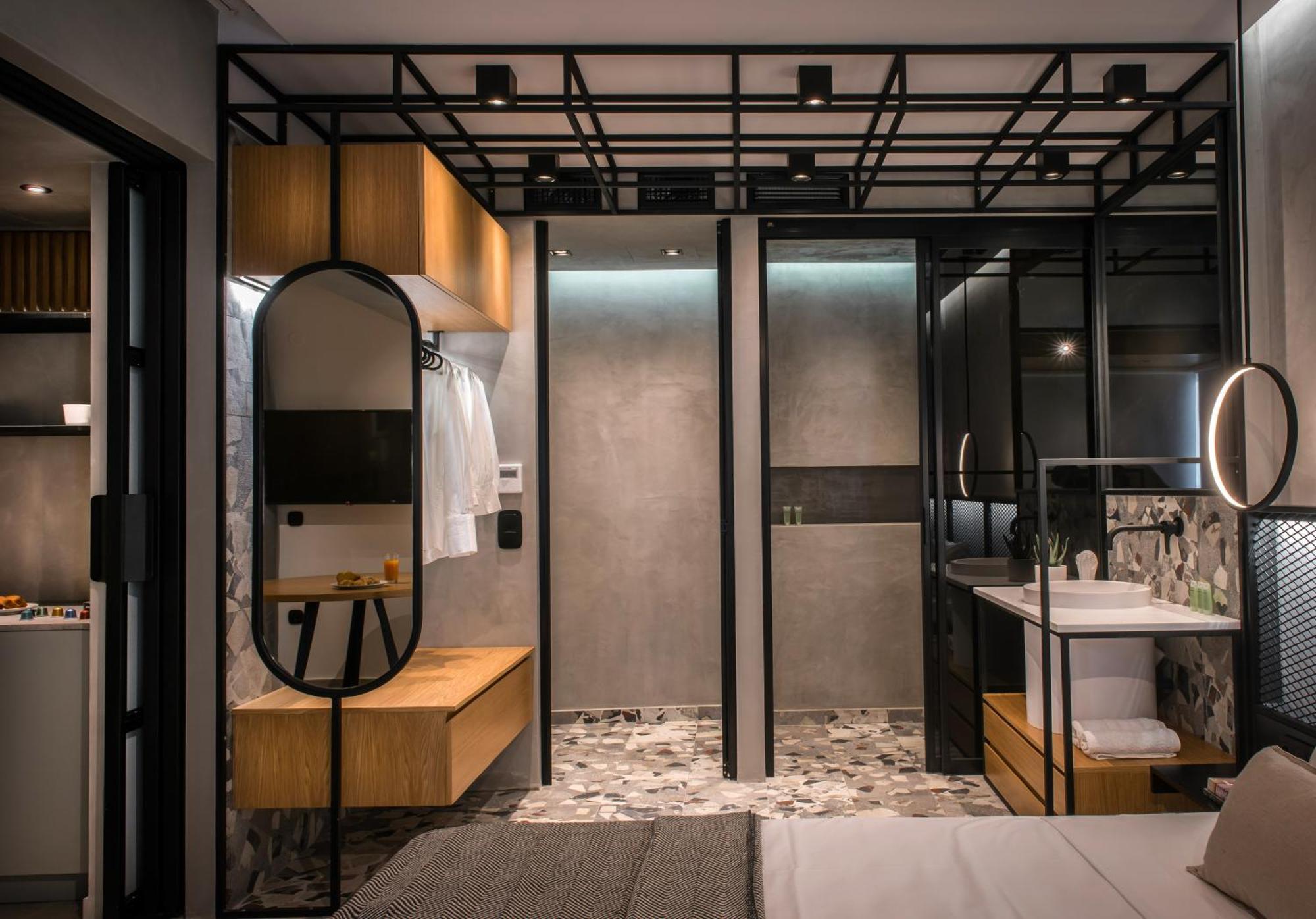 King's Blue, Urban Suites Heraklion  Bagian luar foto