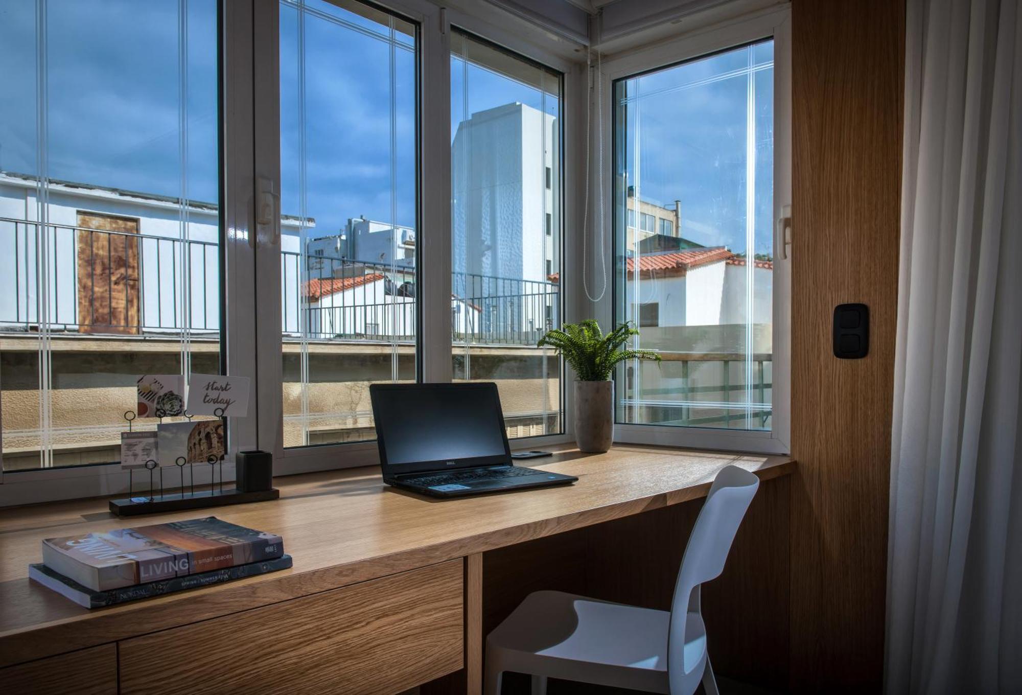 King's Blue, Urban Suites Heraklion  Bagian luar foto