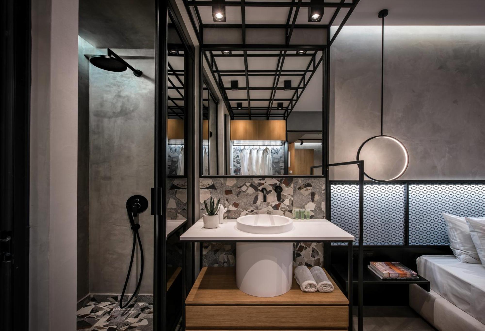 King's Blue, Urban Suites Heraklion  Bagian luar foto