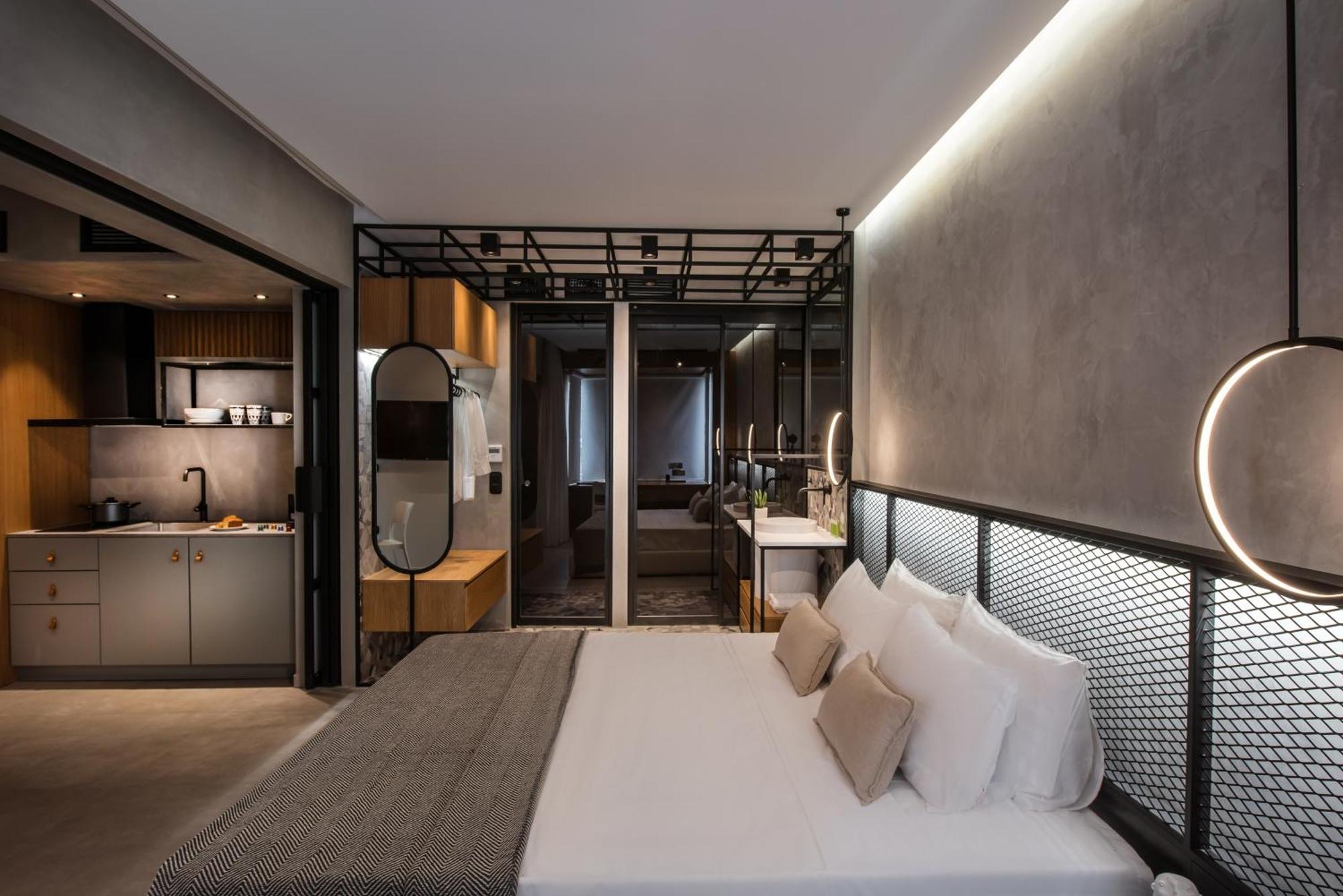 King's Blue, Urban Suites Heraklion  Bagian luar foto