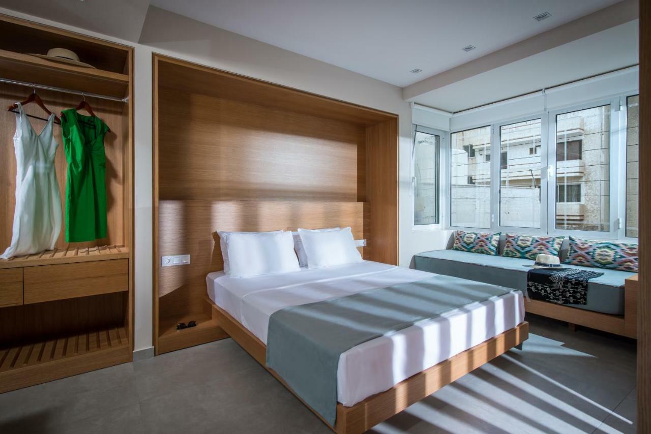 King's Blue, Urban Suites Heraklion  Bagian luar foto