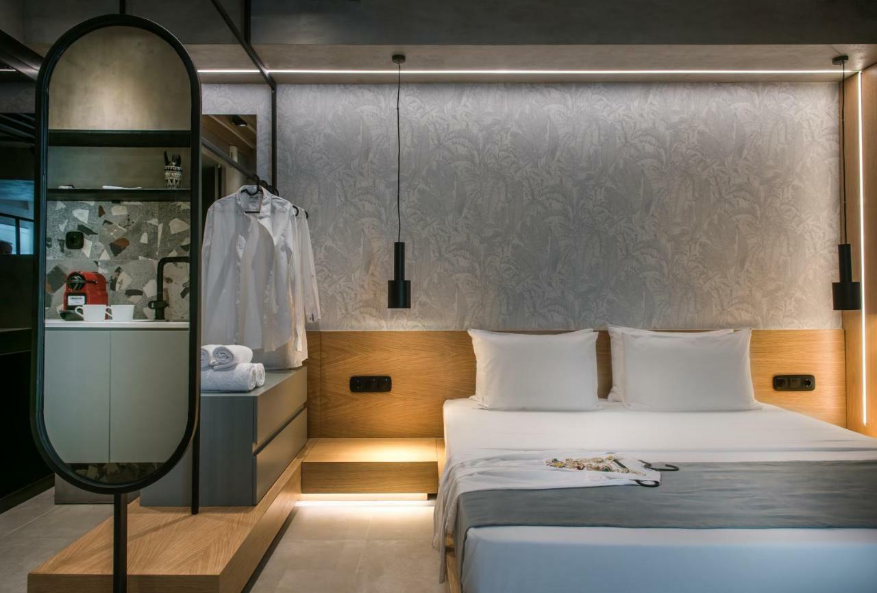 King's Blue, Urban Suites Heraklion  Bagian luar foto