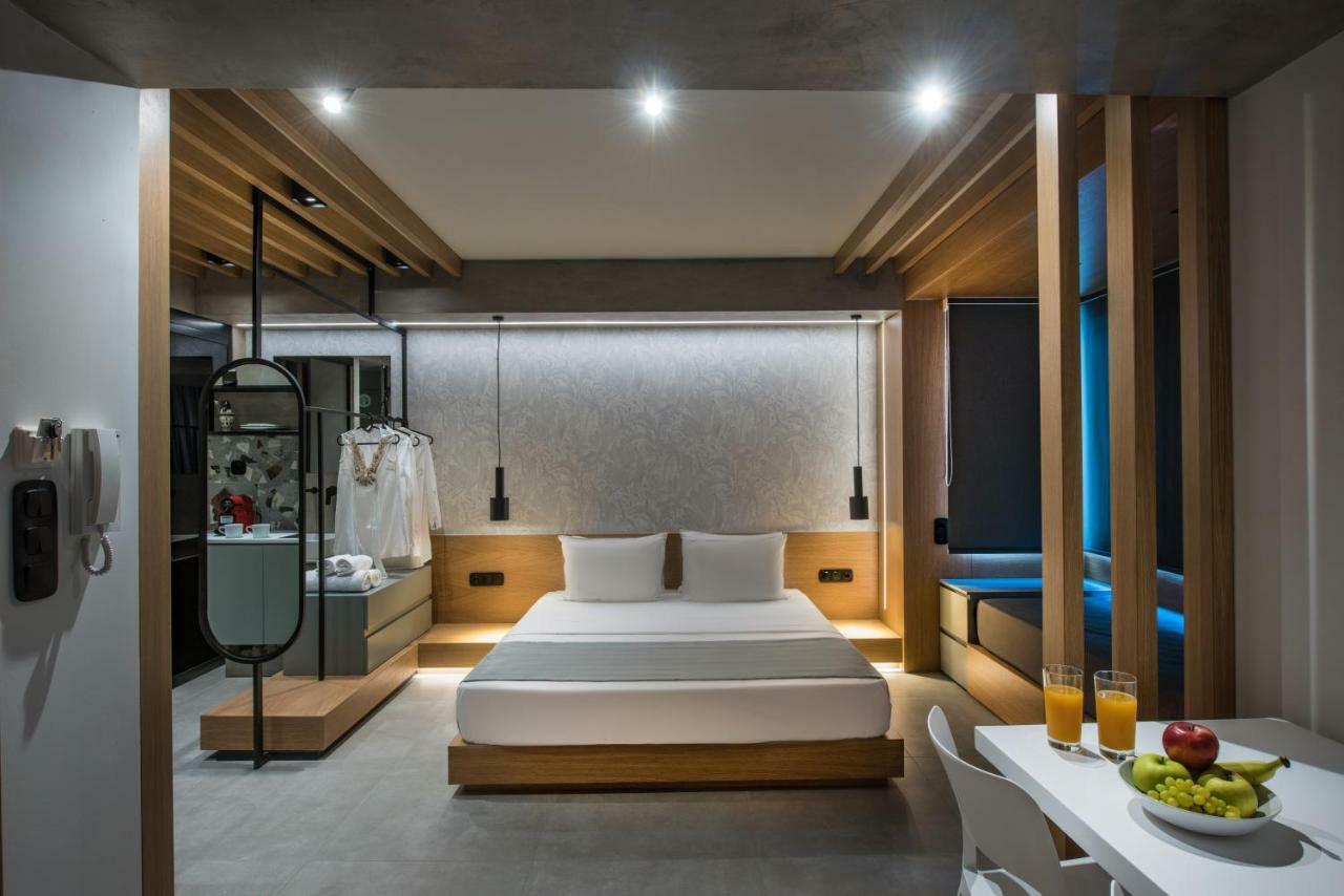 King's Blue, Urban Suites Heraklion  Bagian luar foto