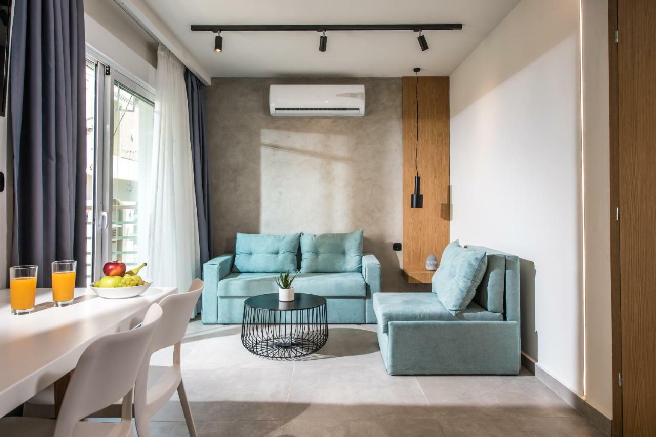 King's Blue, Urban Suites Heraklion  Bagian luar foto